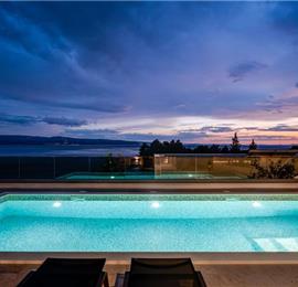 5 bedroom beachfront villa with heated pool near Omis, sleeps 9